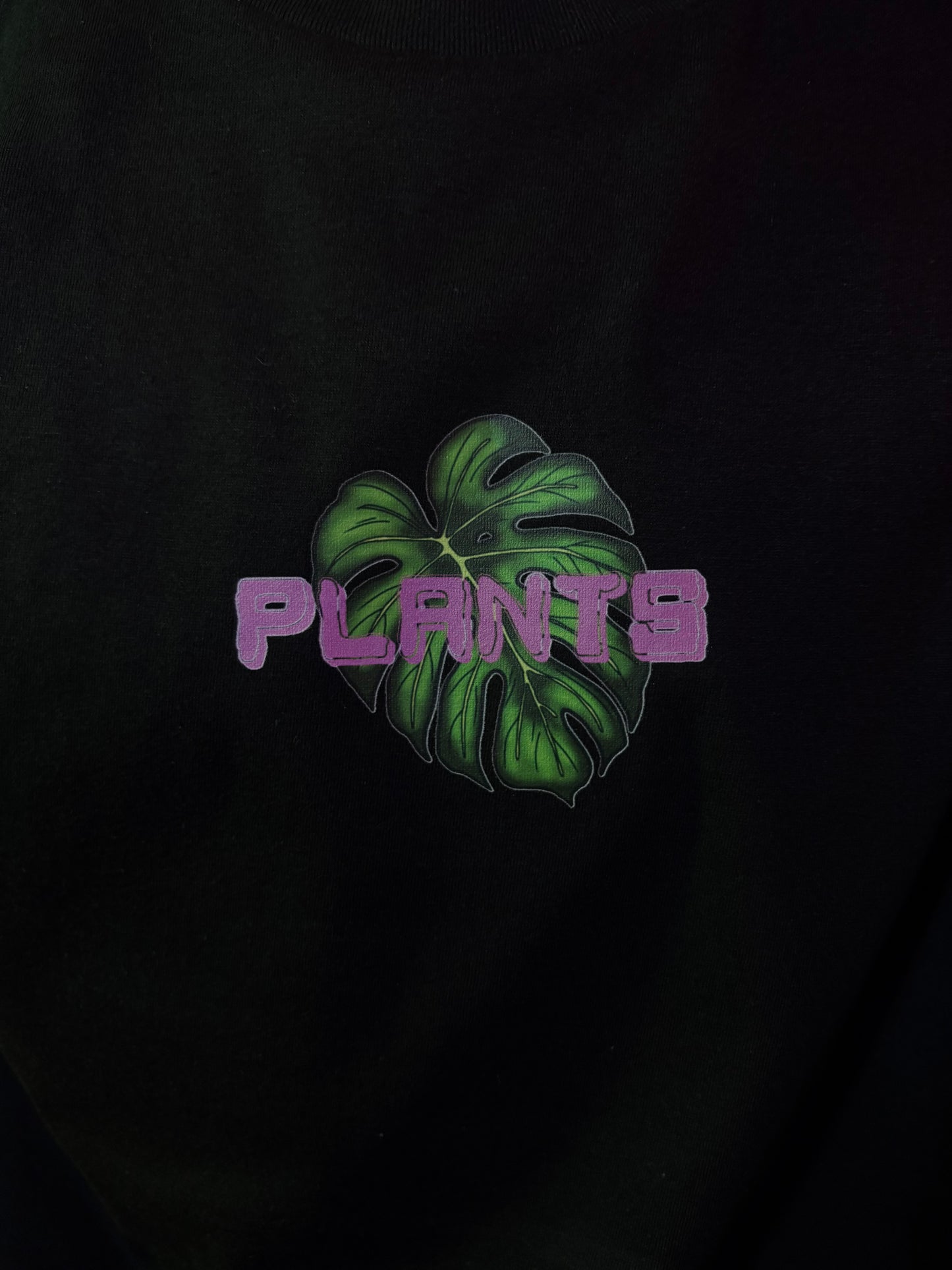 T-SHIRT NOIR PLANTS