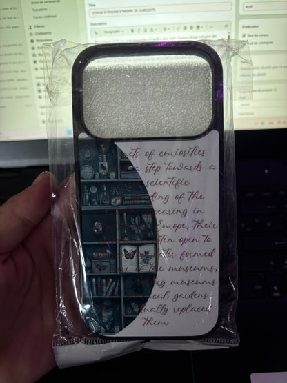 COQUE D'IPHONE ETAGERE DE CURIOSITE
